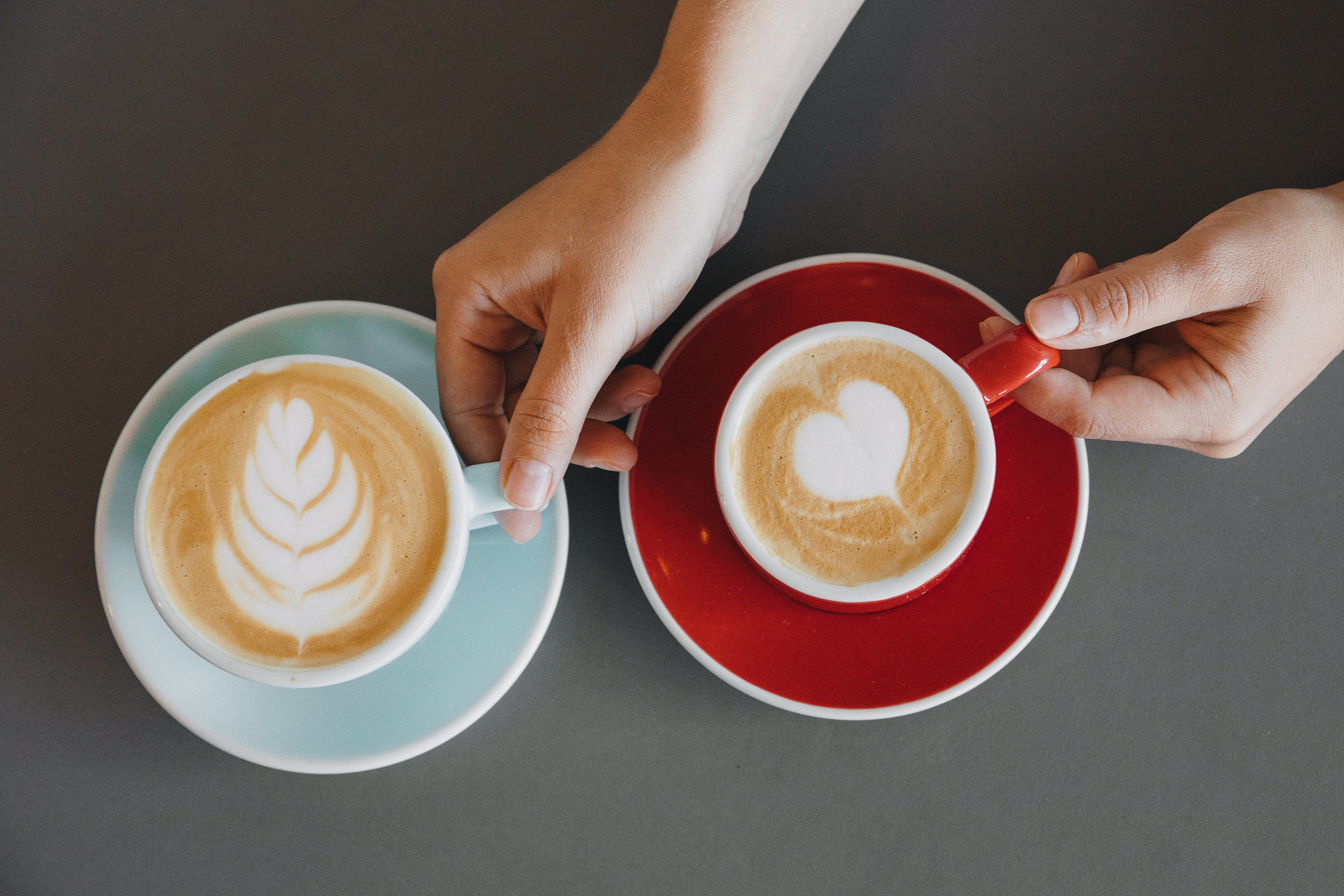 latte arty na kawach flat white