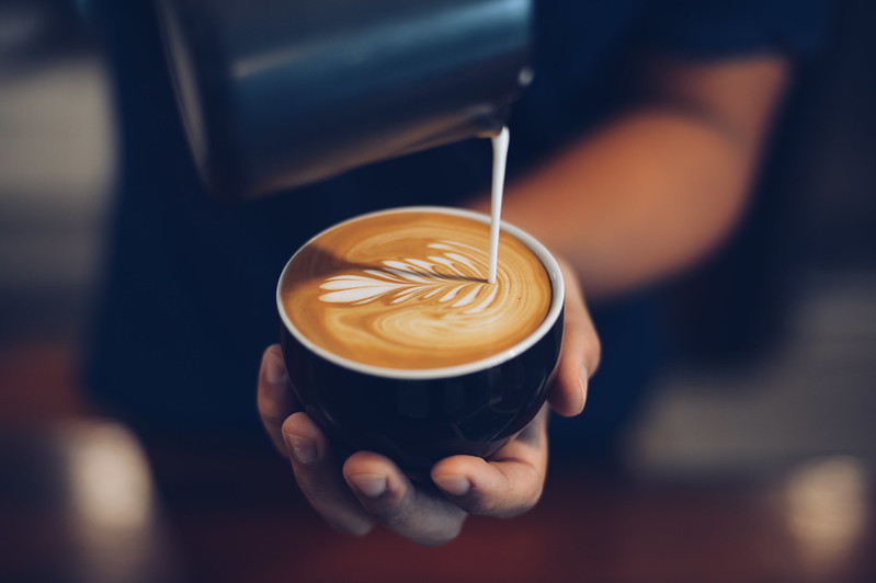 Przygotowywanie caffe crema